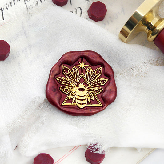 Wax Seal Stamp, created a wax seal with a bee on a diamond hill design